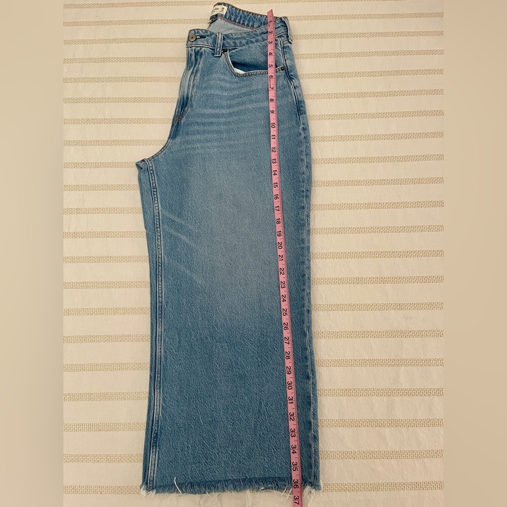 Abercrombie & Fitch High Rise Cropped Wide Leg Jean - Curve Love - Picture 11 of 14
